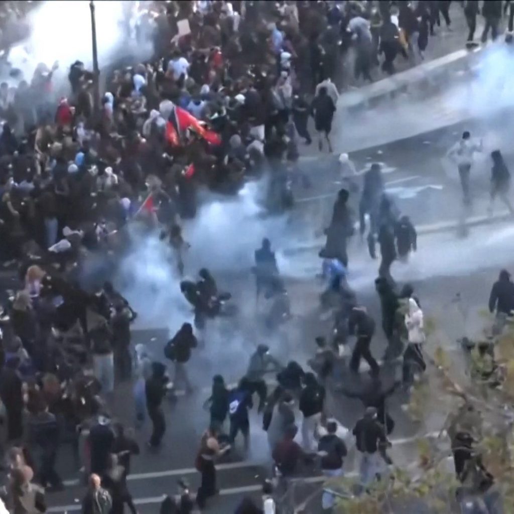 Police use tear gas and water cannons on student protestors
in Paris