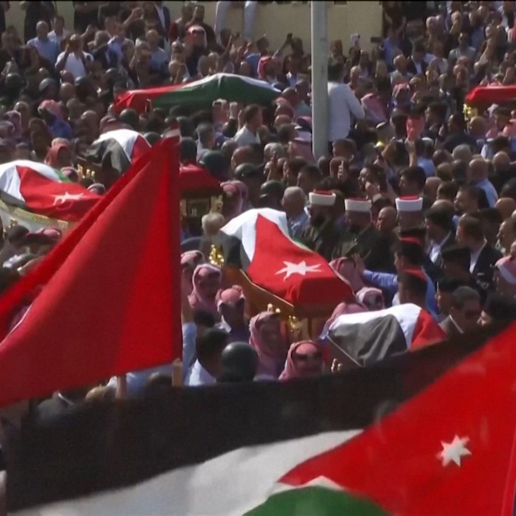 Jordanians mourn victims of deadly church attack