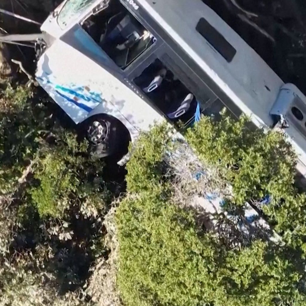 80 injured after bus plunges down embankment near
Barcelona