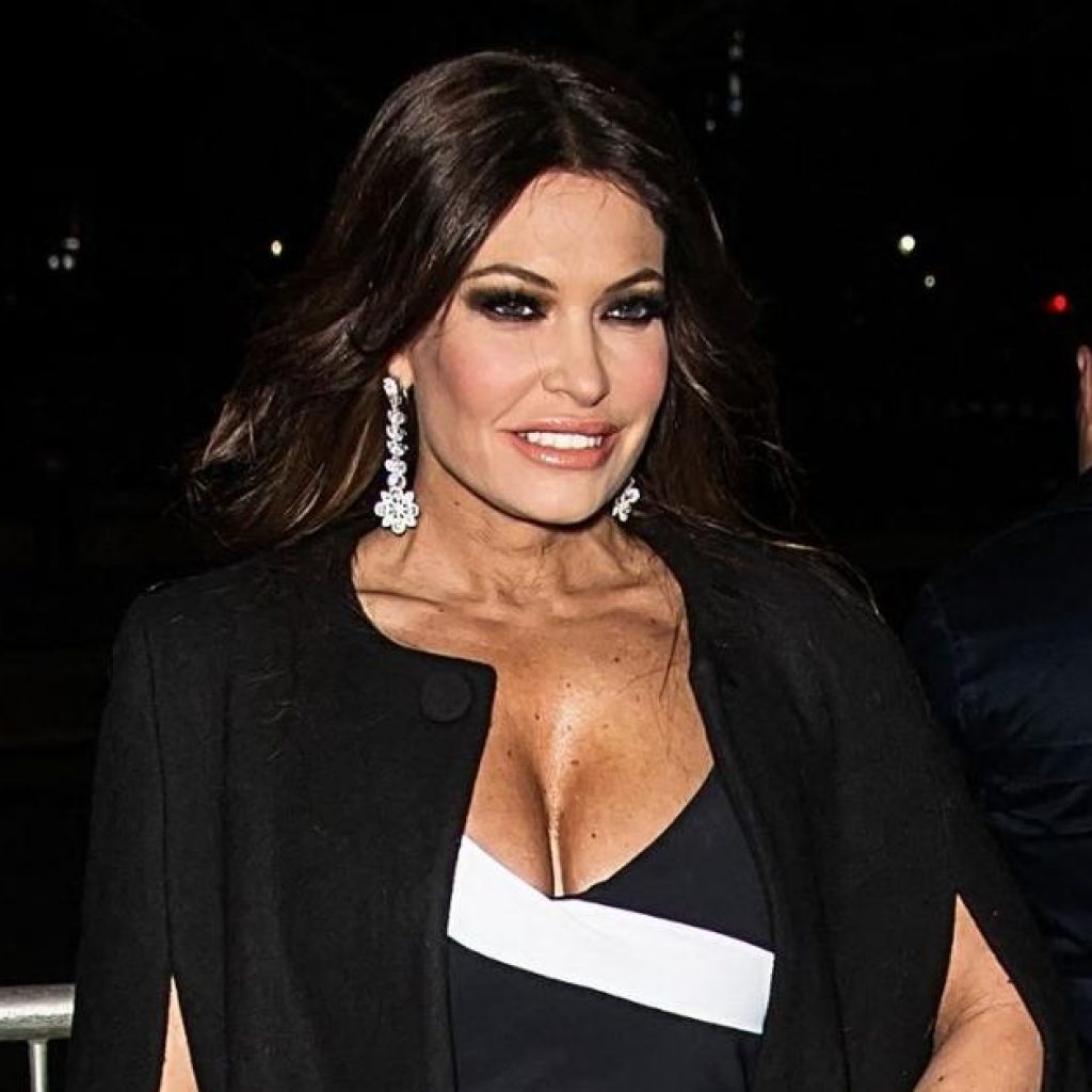 Kimberly Guilfoyle’s ‘Secret Burn Book’ Sparks Panic Among
Donald Trump’s Inner Circle — Following Her Resignation as U.S.
Ambassador to Greece