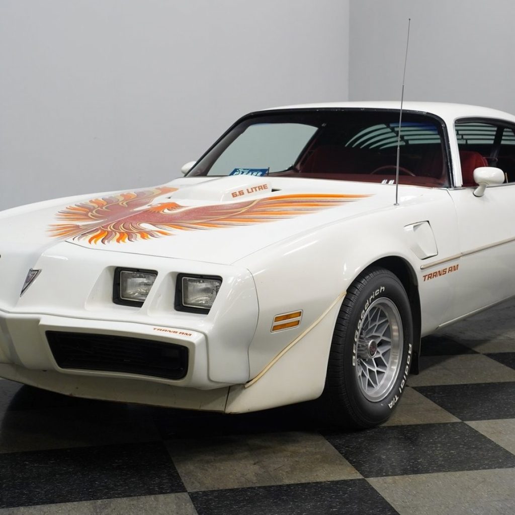 1979 Pontiac Firebird Trans Am For Sale With 21,956 Miles
Shown Has The Right Hood, But What About The Price?