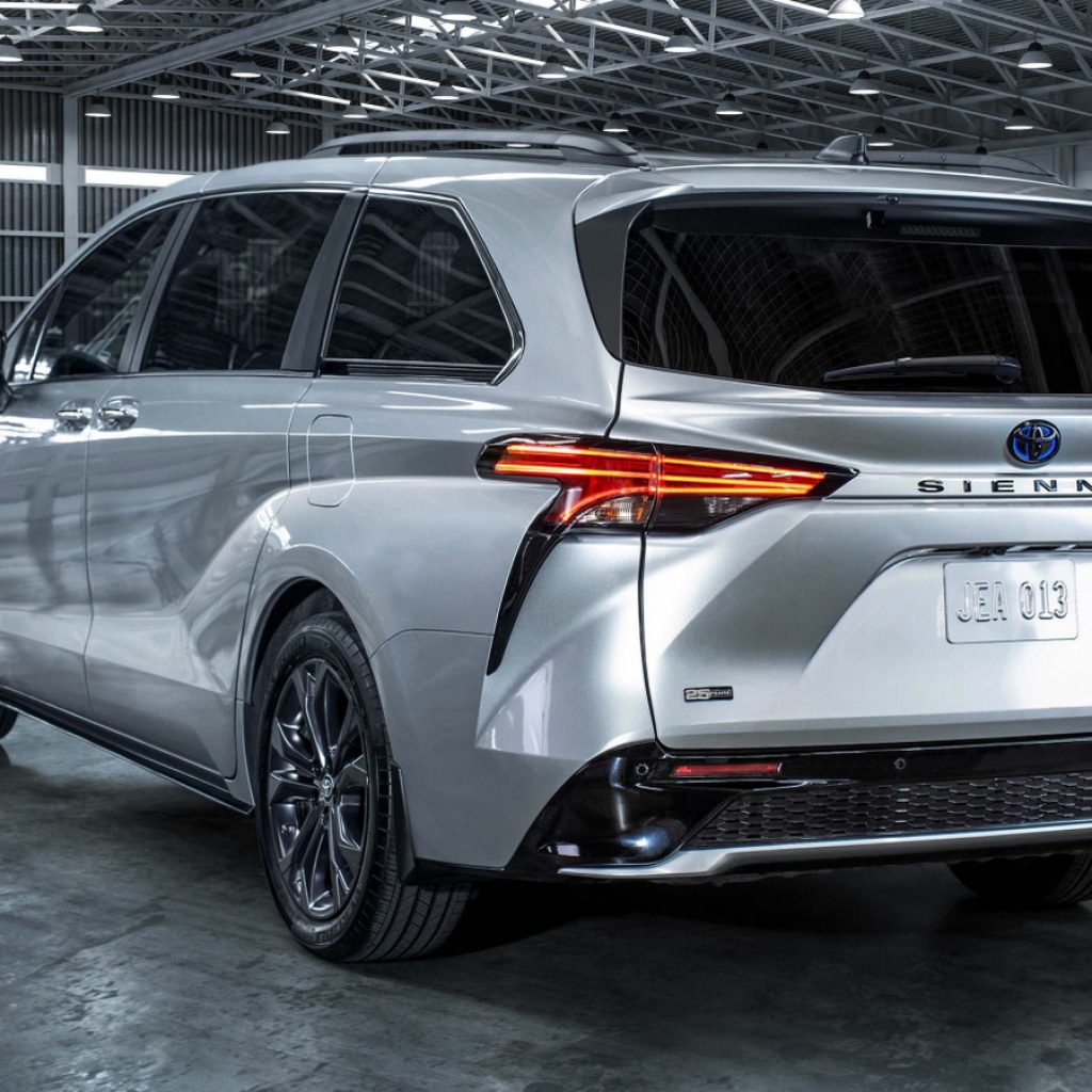Toyota Recalls 228,000 Siennas Over Second-Row Seat Backs
That Could Move Around In A Crash