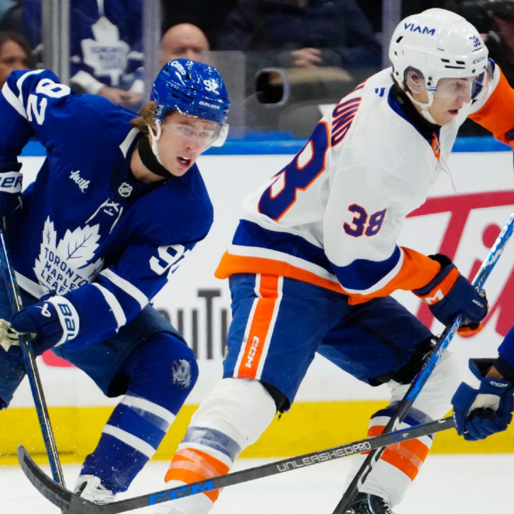 Maple Leafs fall into last in Atlantic with loss to
Islanders