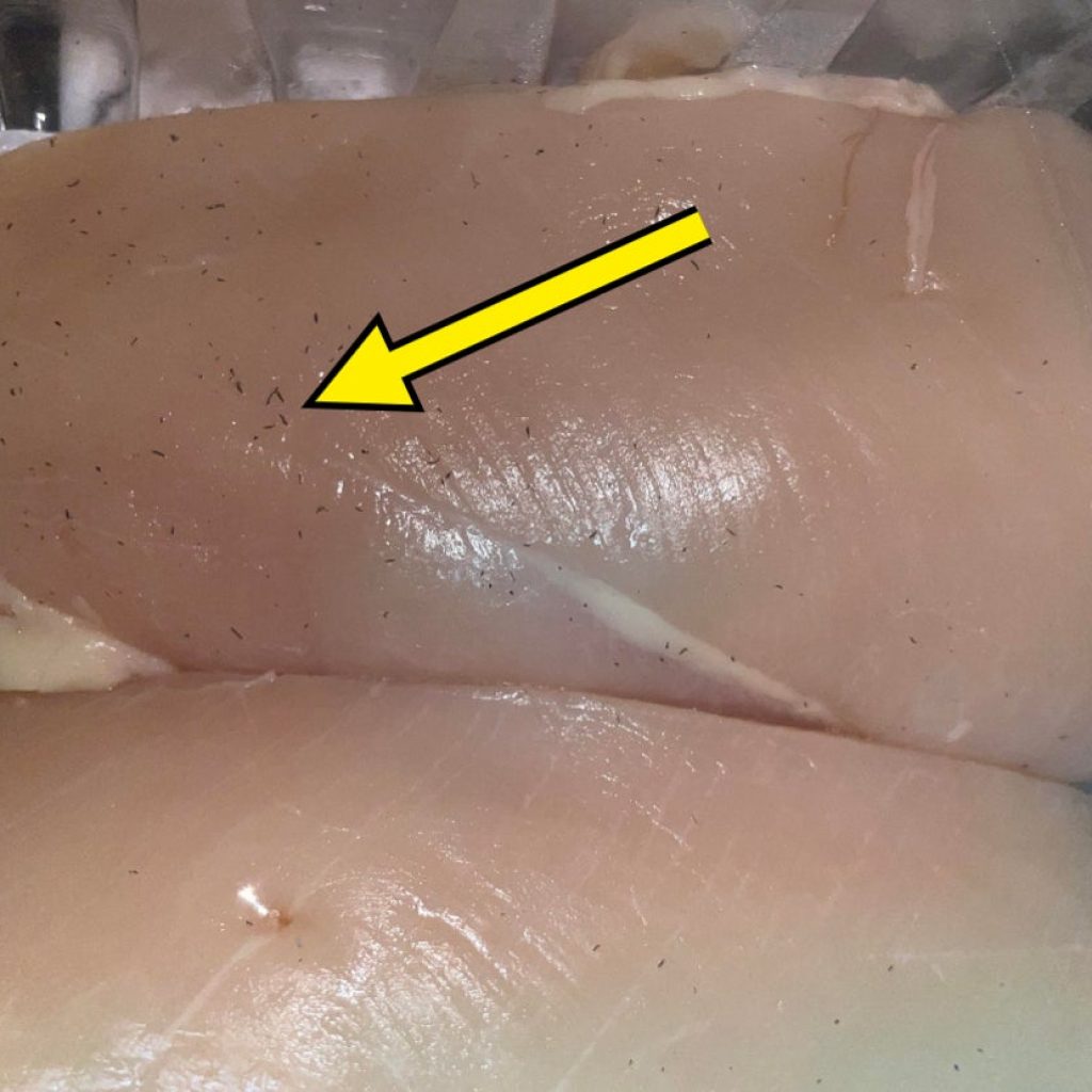 “I Am Still Horrified Years Later”: People Are Sharing The Major WTF Moments They Experienced When Eating At Someone Else’s Home