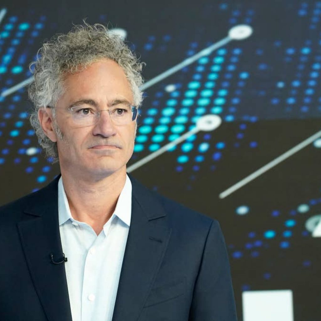 Palantir stock faces brutal test after crushing expectations