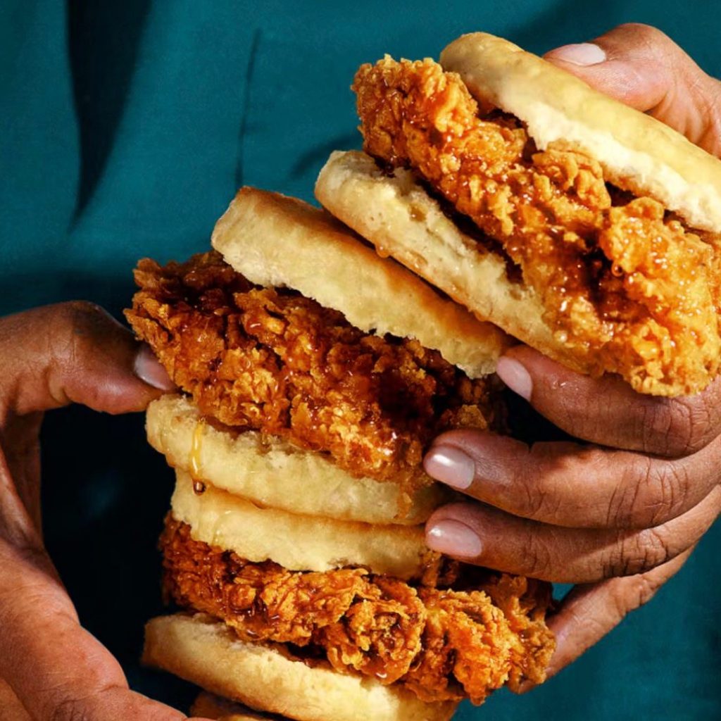 5 Restaurant Chains With the Best Fried Chicken and Biscuits, According to Chefs