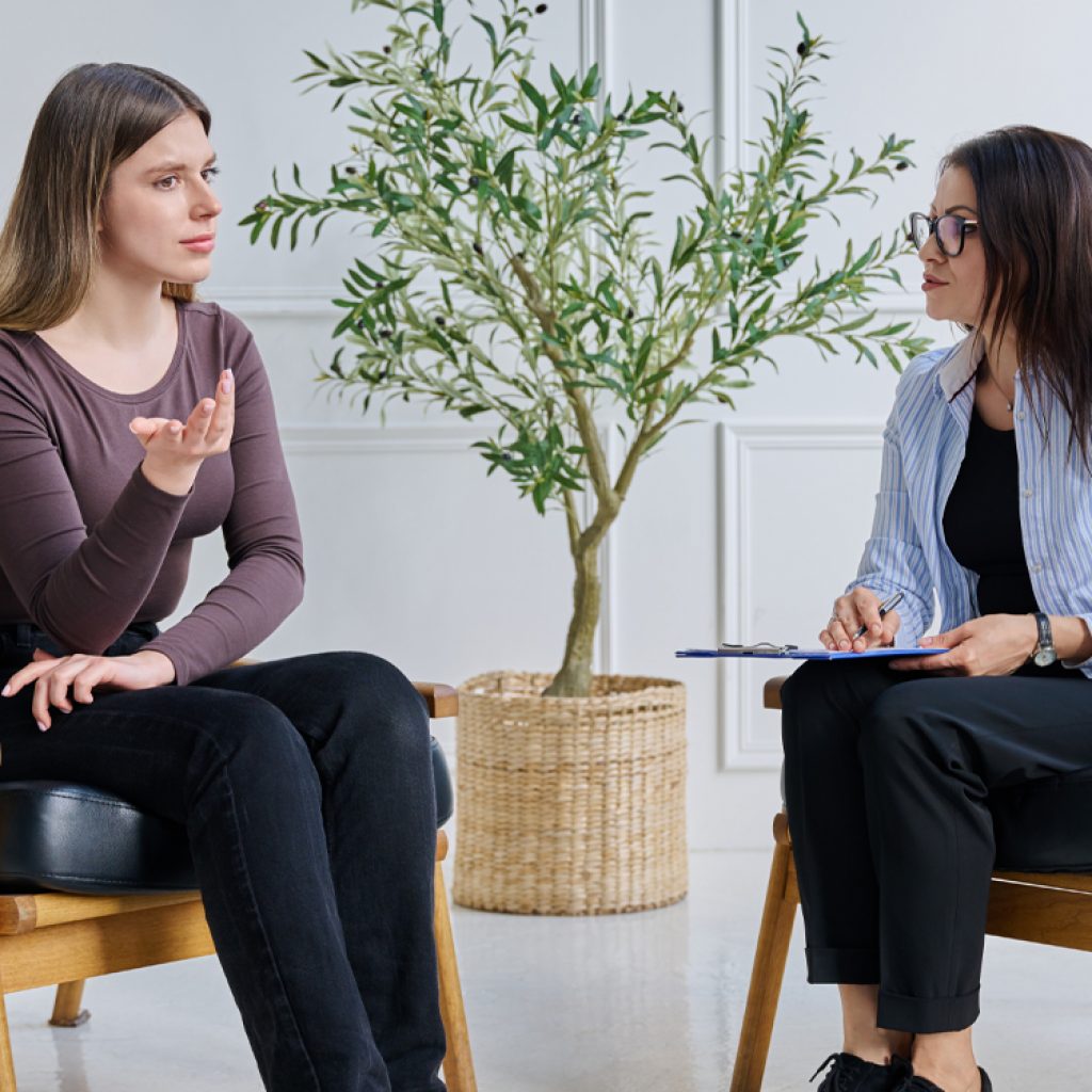 Extraversion is linked to faster relief from depressive symptoms