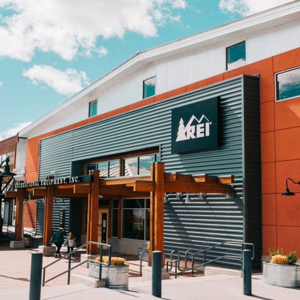REI has a $90 fleece shacket that comes in two colors for 44% off
