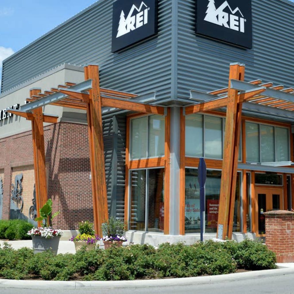 REI’s new-arrival snow boots are already on sale for $70, and they keep your feet warm in -25° weather
