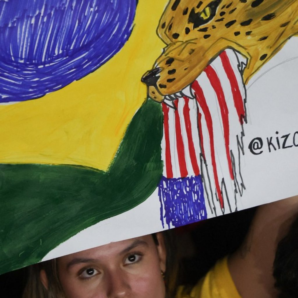 Poll shows Bolsonaro with slight lead over Lula ahead of
Brazilian run-off