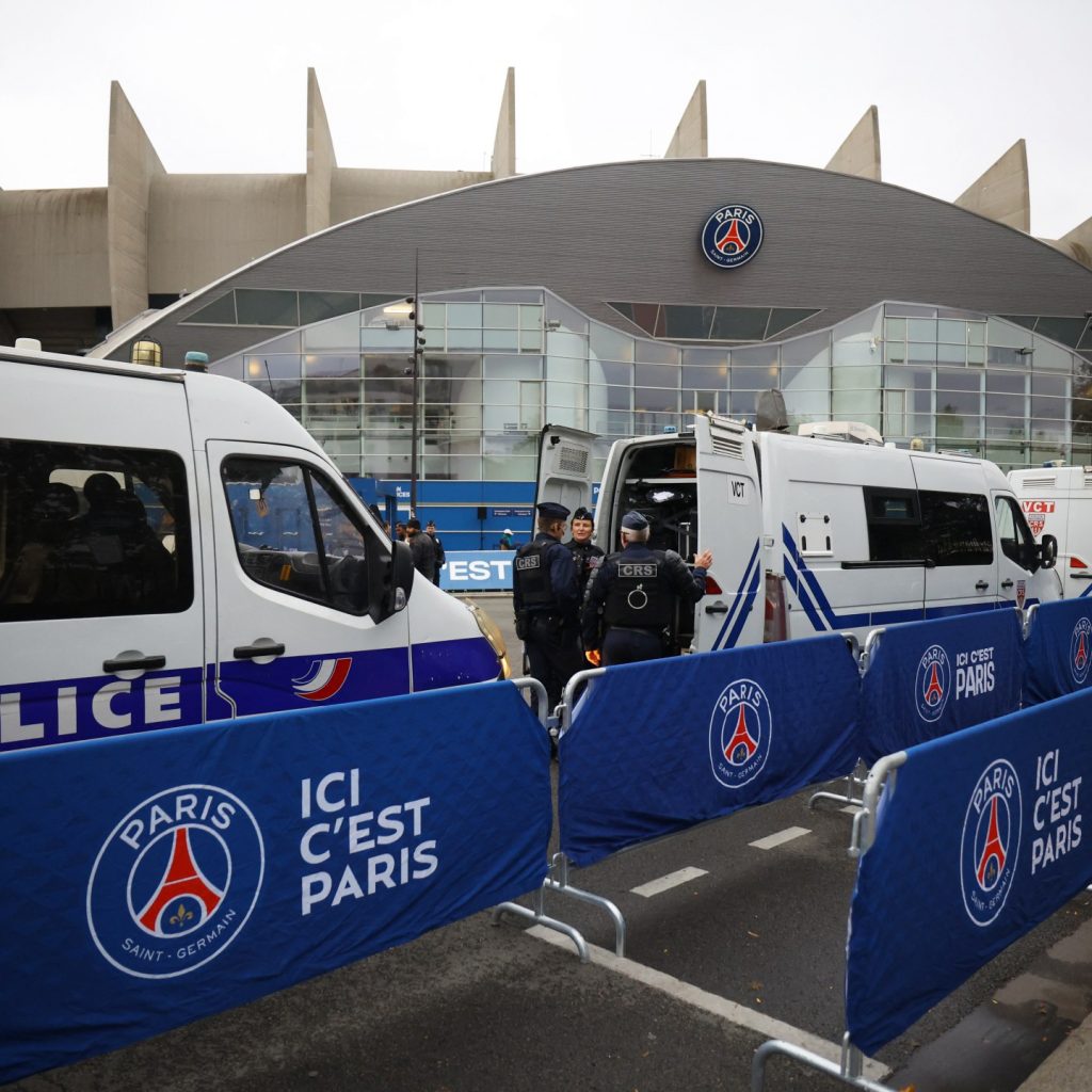 PSG vs Barcelona LIVE: Champions League