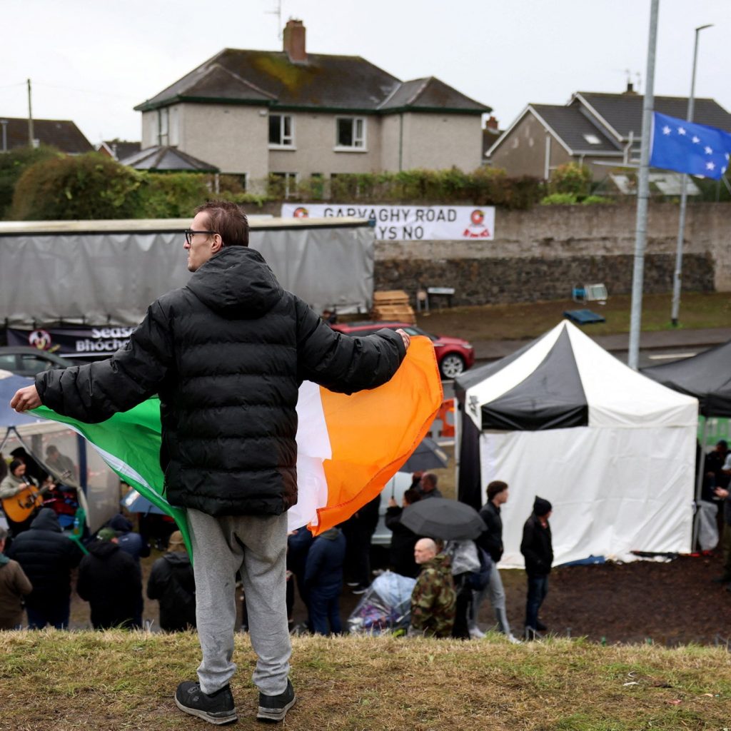 Irish government to assess potential for united
Ireland