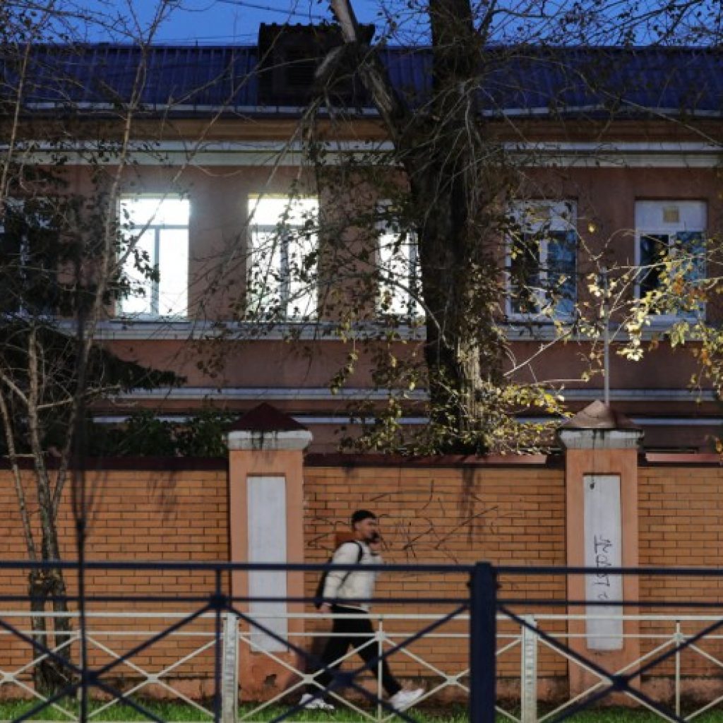 US formally requests more information on death at Russia
plague lab