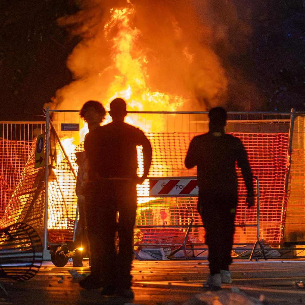 Second day of violence in Milan as protesters clash with
police
