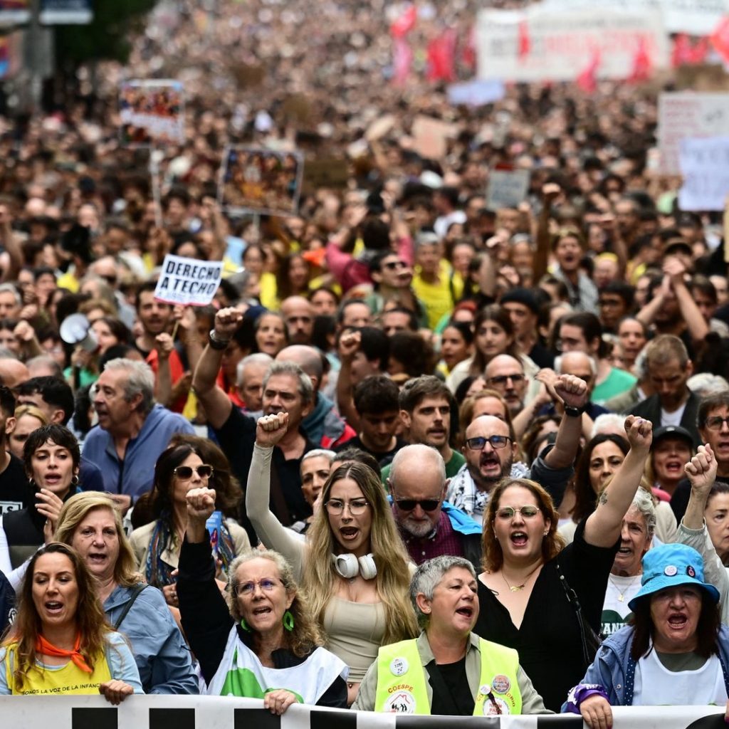 Tens of thousands protest against Spain’s housing
crisis