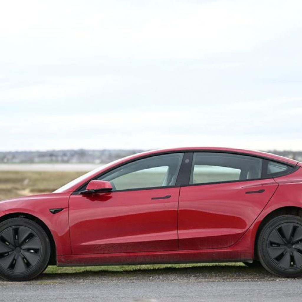 Are Electric Cars Practical for College Students Living on
Campus?