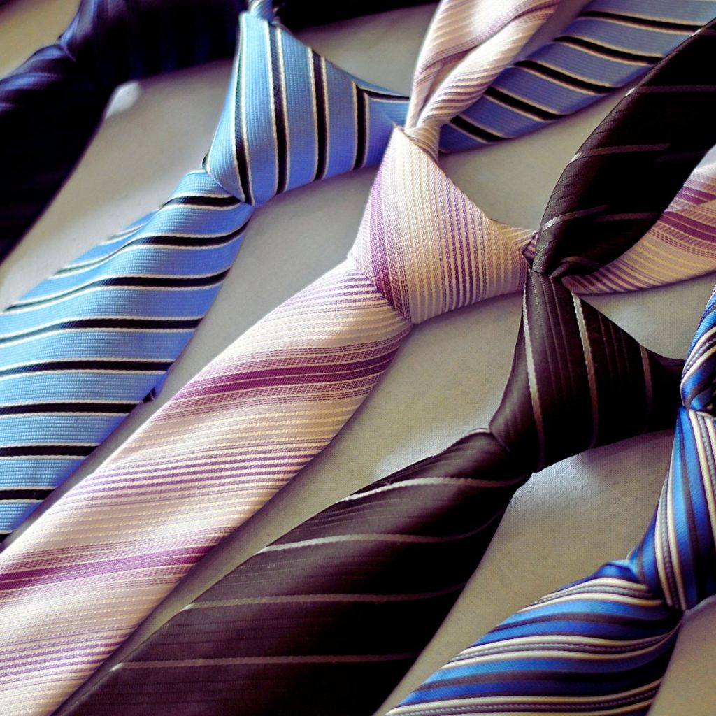 What a Simple Tie Taught Me About Winning Customers for Life