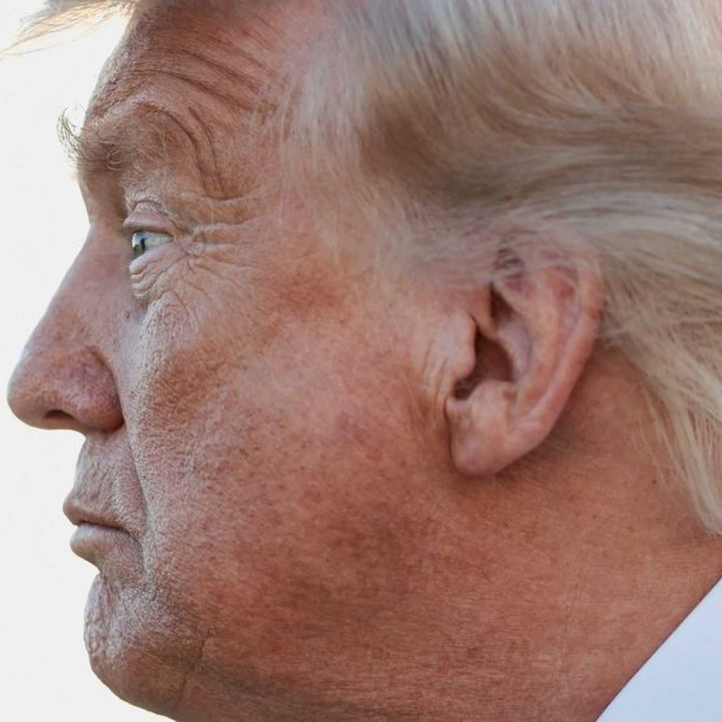Former Trump supporter goes ballistic on Americans who find
president ‘funny’