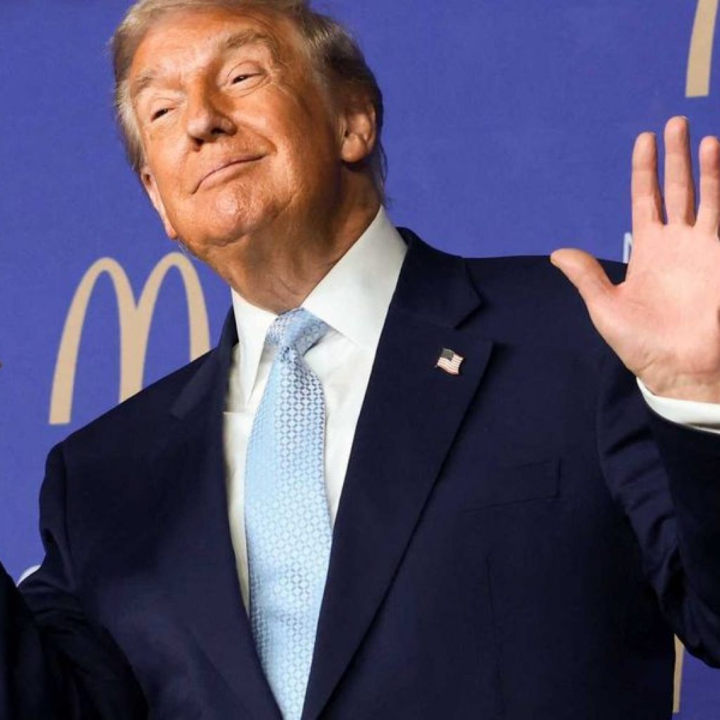 ‘Look in the mirror’: Fat-shamed rally victim takes aim at
Trump’s health