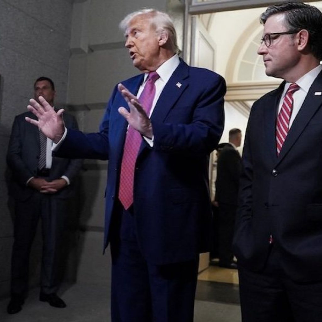 ‘Fighting for our lives’: GOP strategists rage against Trump
operatives