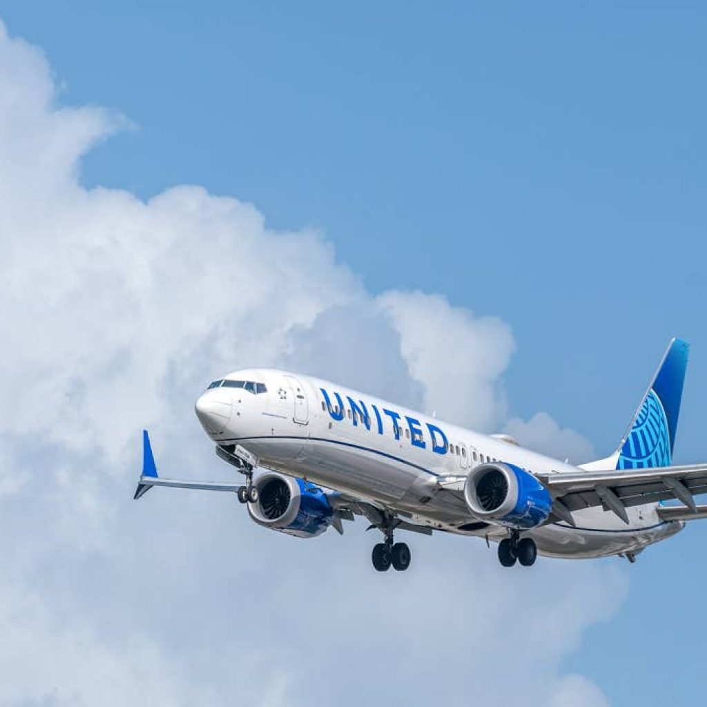 United Airlines cuts Canada routes amid shifting travel demand