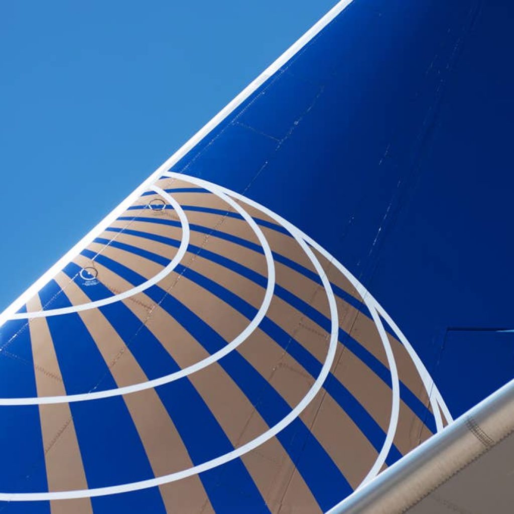United Airlines exits entire market in Mexico