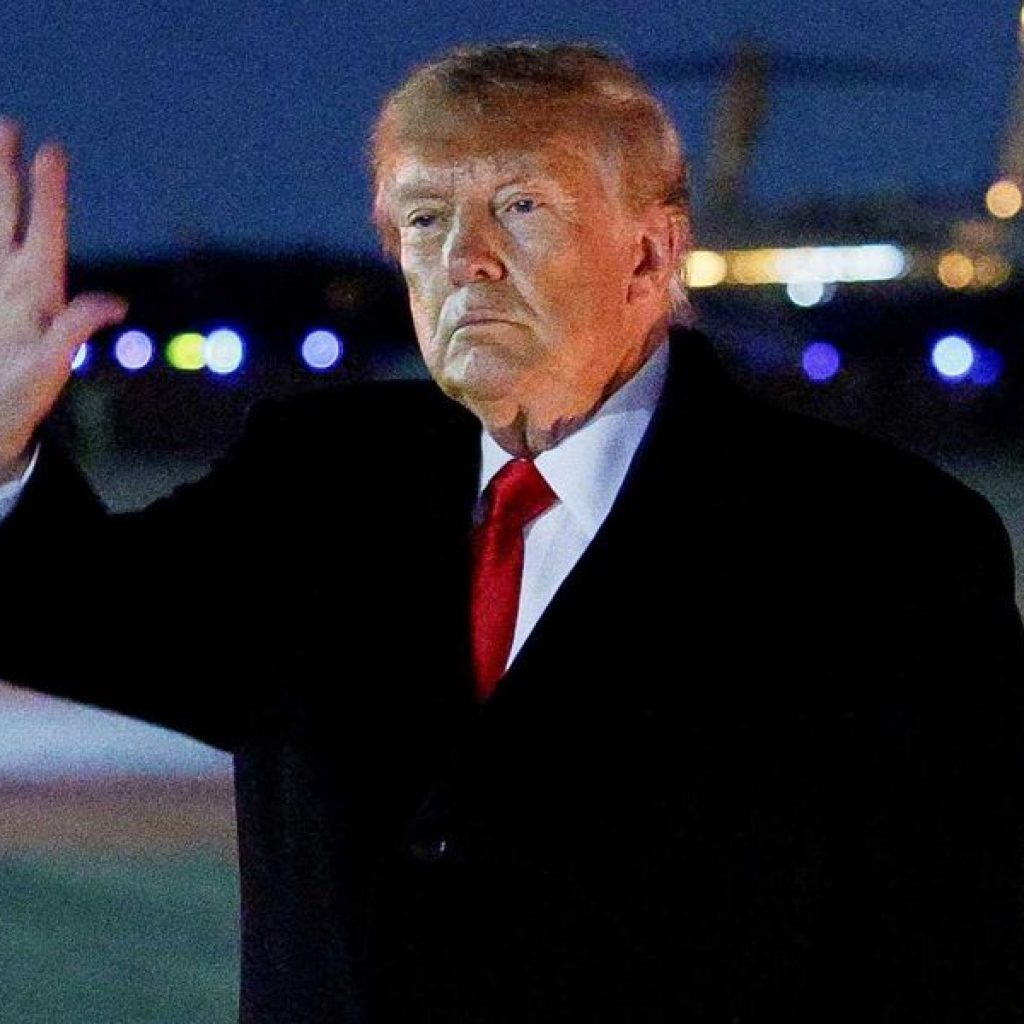 Trump’s appearance raises new health fears amid frantic
campaign