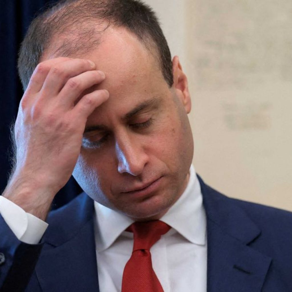 Distraught GOP operatives wail ‘they’re bleeding’ as party
firewalls collapse