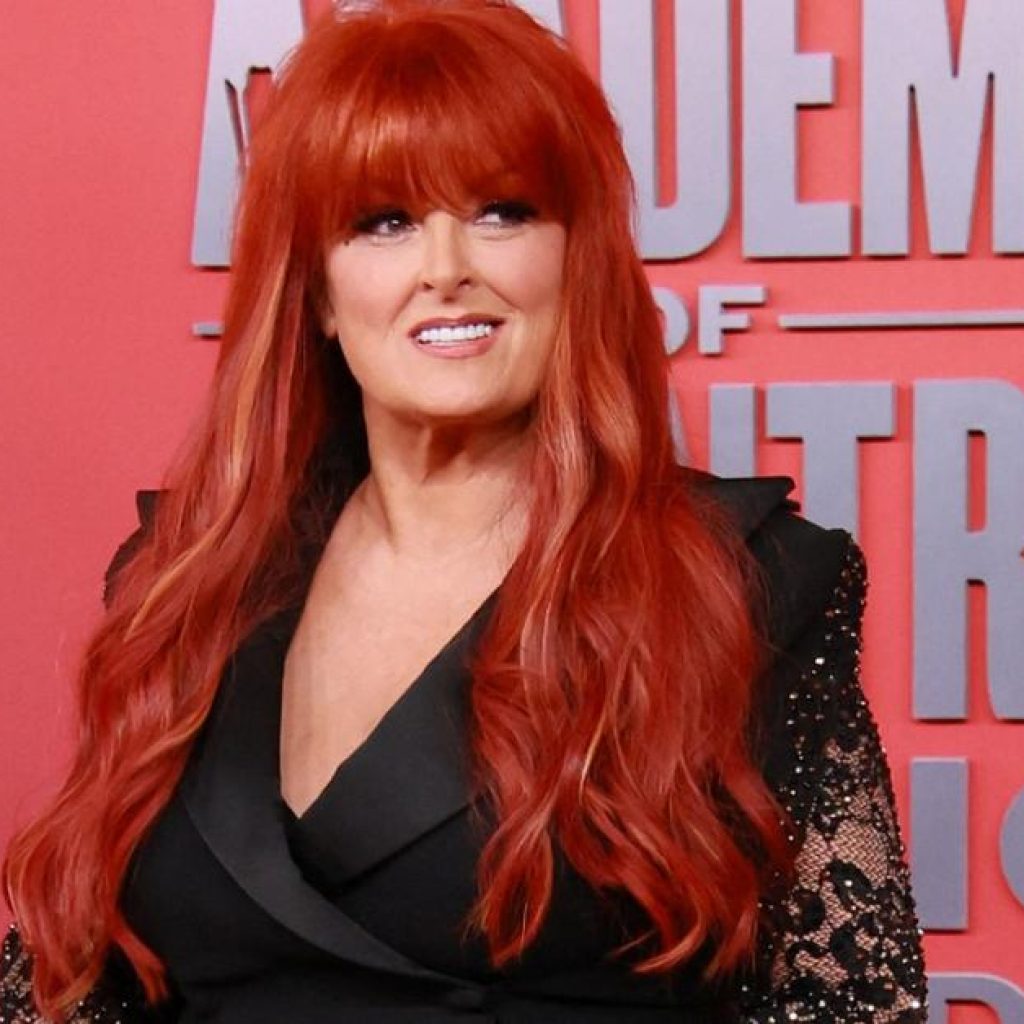 Wynonna Judd Says She Plans to Visit Estranged Daughter
Grace Kelley in Prison and Hopes to Reconcile